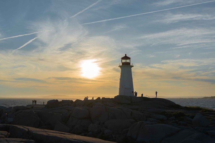 Picture 6 for Activity From Halifax: Peggy's Cove Bus Tour 3