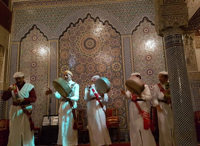 Fes: Traditional Moroccan Palace Dinner & Folklore Show 1