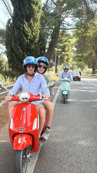Picture 1 for Activity Puglia by Vespa: 3-Hour Tour of Polignano a Mare, Conversano and Monopoli 2