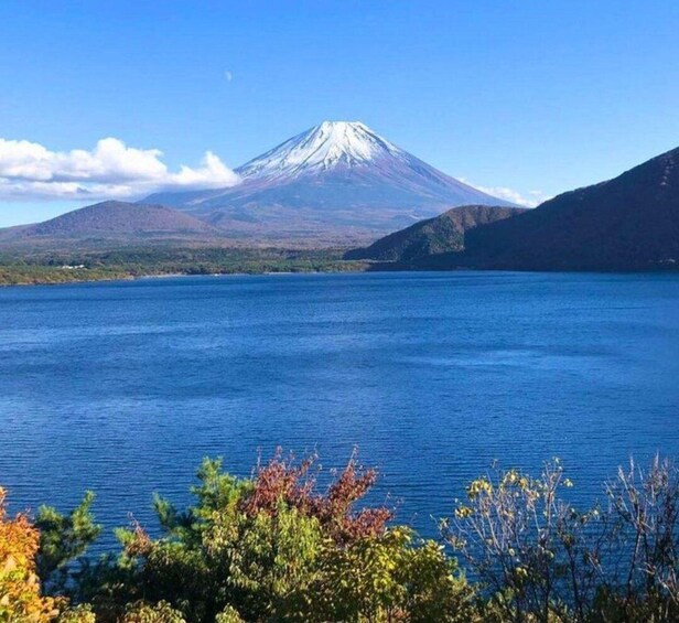 A lake with a mountain in the background. 5