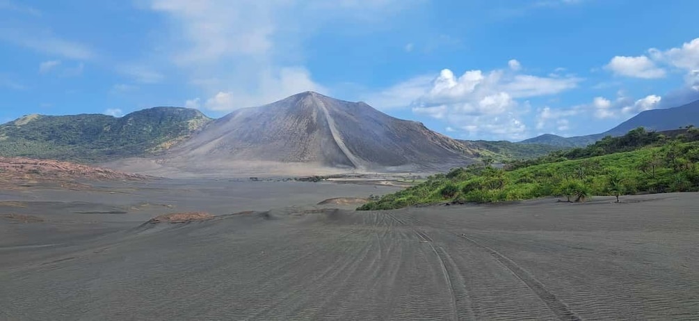 Tanna Island: Mt Yasur Volcano Afternoon Tour 1