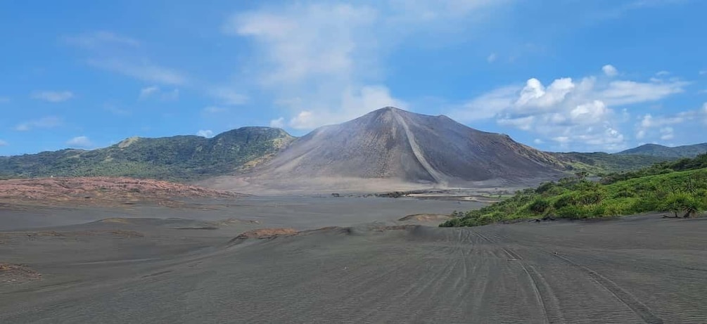 Picture 1 for Activity Tanna Island: Mt Yasur Volcano Afternoon Tour 2