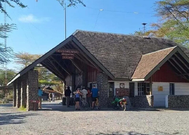 Nairobi:Hell’s Gate Bike ride & Lake Naivasha Boat ride tour 2