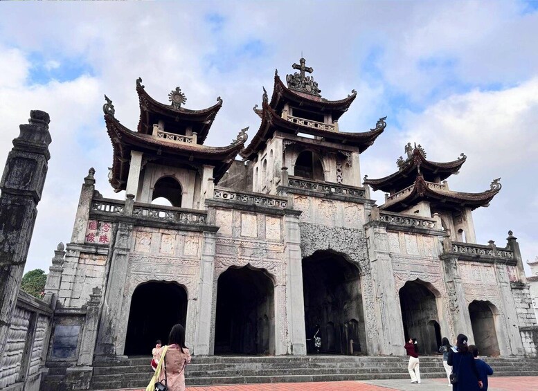 Picture 9 for Activity Ninh Binh: Phat Diem Stone Cathedral & Pineapple Farm Tour 3
