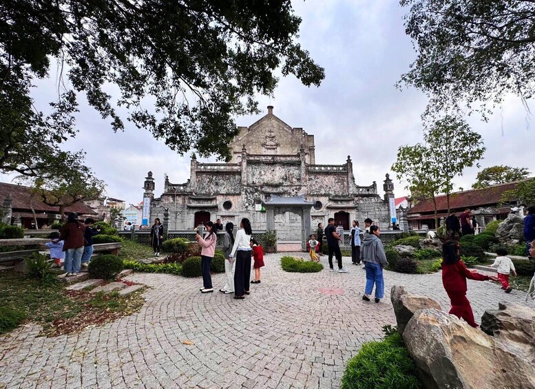 Ninh Binh: Phat Diem Stone Cathedral & Pineapple Farm Tour 1