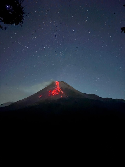 Picture 22 for Activity Yogyakarta: Merapi Lava View with Jeep Night Tour & campfire 3