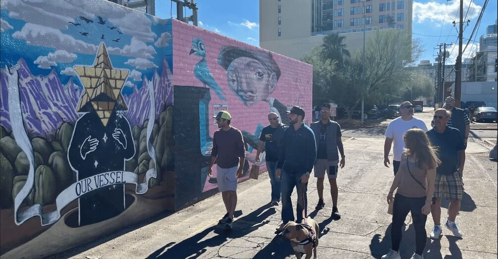 Picture 4 for Activity Phoenix: Tacos and Murals Tour 2