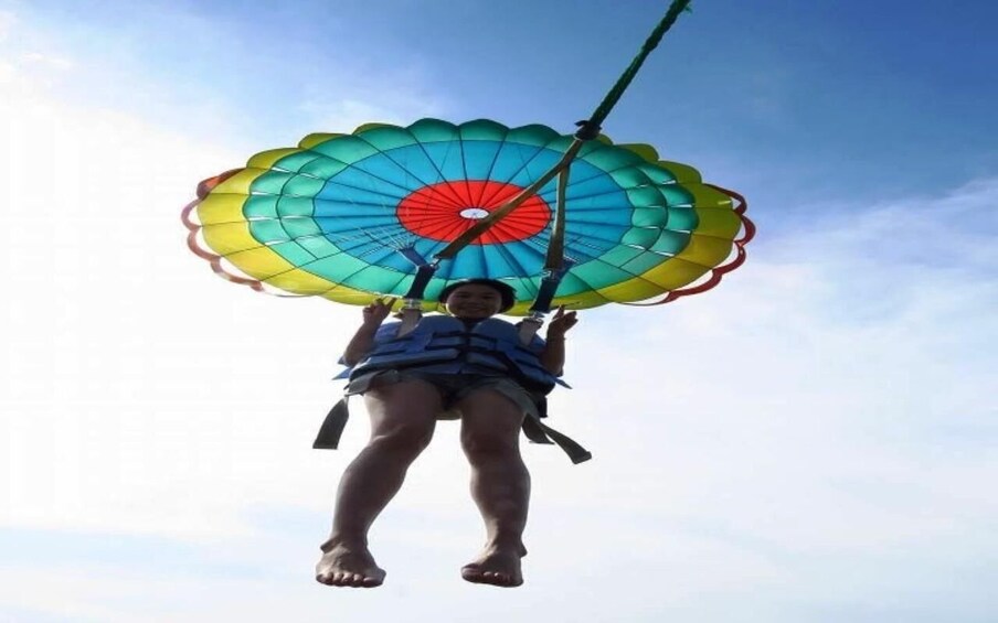 Picture 14 for Activity Pattaya: Koh Larn Parasailing and Beach Day Trip with Lunch 4