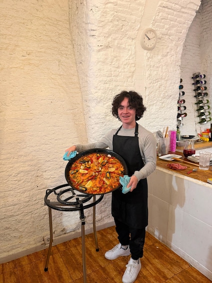 Picture 17 for Activity Madrid: Cook your own paella and unlimited sangria at a hands-on workshop 3