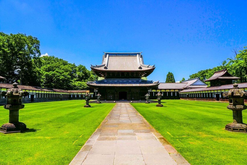 Toyama: Zuiryu-ji Temple Zen Architecture & Philosophy Tour 1
