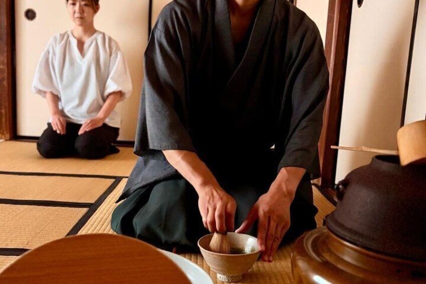 Kanazawa: Private Koicha Ceremony with a Samurai Tea Master 2