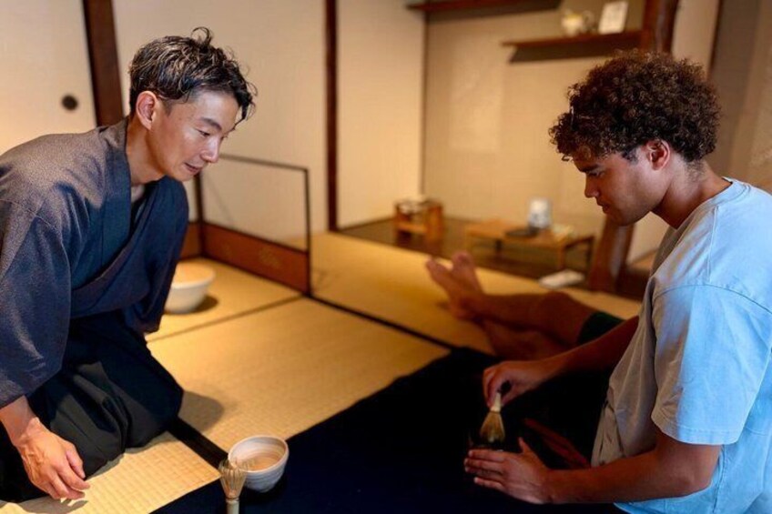 Kanazawa: Private Koicha Ceremony with a Samurai Tea Master 3