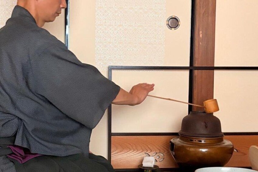 Kanazawa: Private Koicha Ceremony with a Samurai Tea Master 5