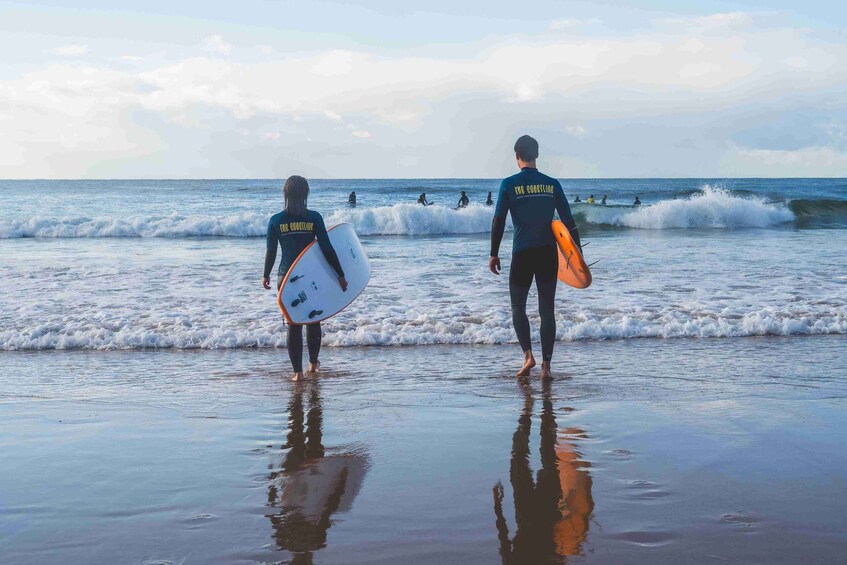Lisboa: Fun-Filled Surf Group Lessons 1