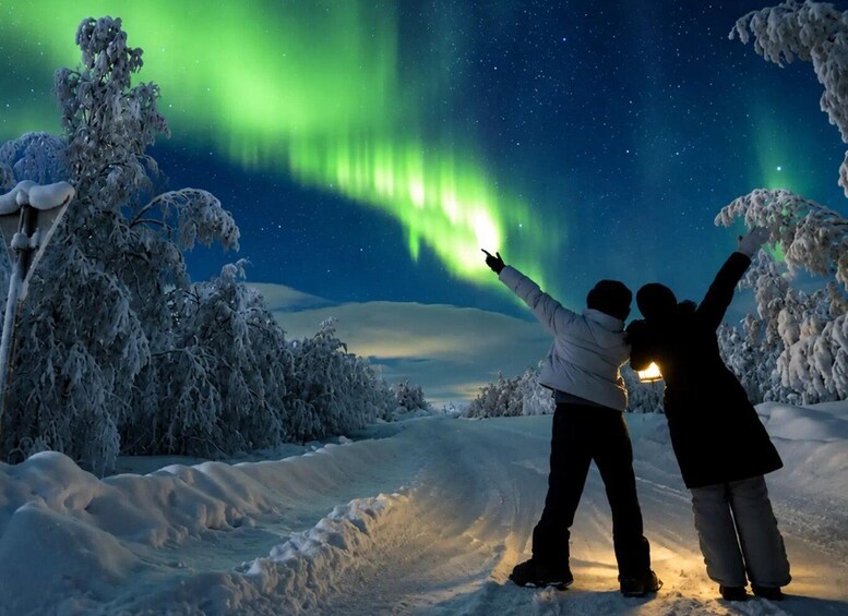 Picture 2 for Activity Rovaniemi: Northern Lights Hunt with 100% Photo Guarantee 2