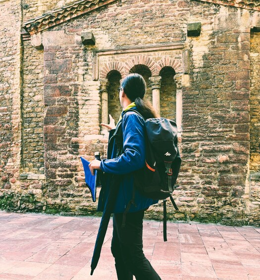 Medieval Oviedo: A tour through the vestiges of the Kingdom of Asturias in Oviedo. 1