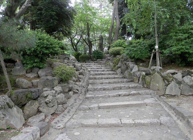 Picture 1 for Activity Gifu: Sekigahara and Ōgaki Guided Tour by Train & Walk 5