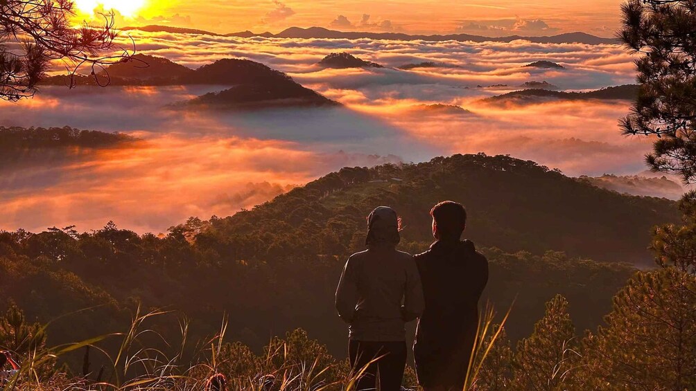 Da Lat: Cloud Hunting & Sunrise Trekking to Hon Bo Peak 1