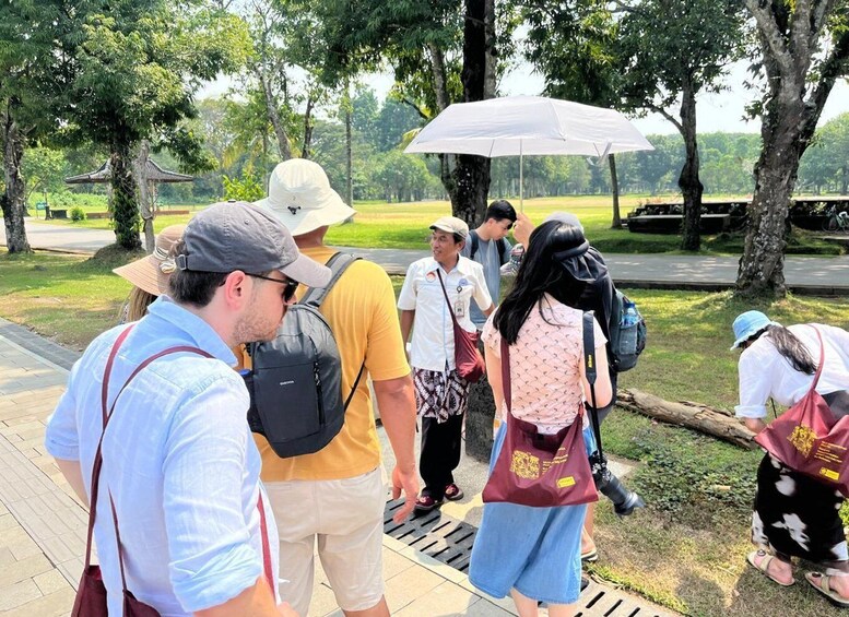 Picture 6 for Activity Yogyakarta: Mount Merapi Sunrise, Borobudur & Prambanan Tour 4
