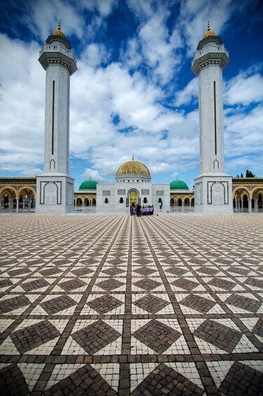 Picture 5 for Activity Sousse & Monastir: Full-Day Tour with Ribat & Medina 2