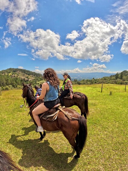 Picture 2 for Activity 2-hour horseback ride + Private transportation + Photos & videos + Gift for the first 5 to book. 2
