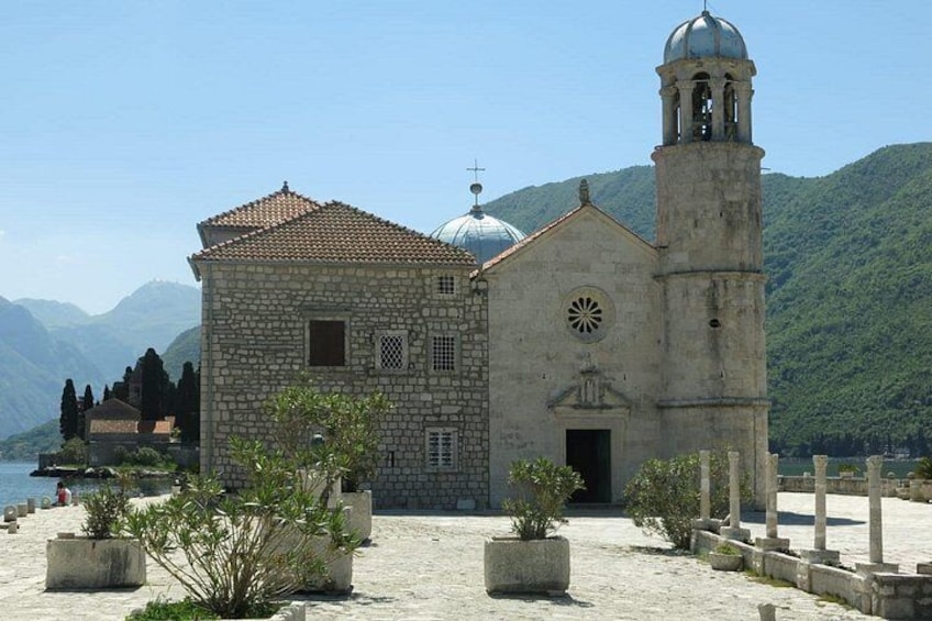 Island Our Lady of the Rocks 4