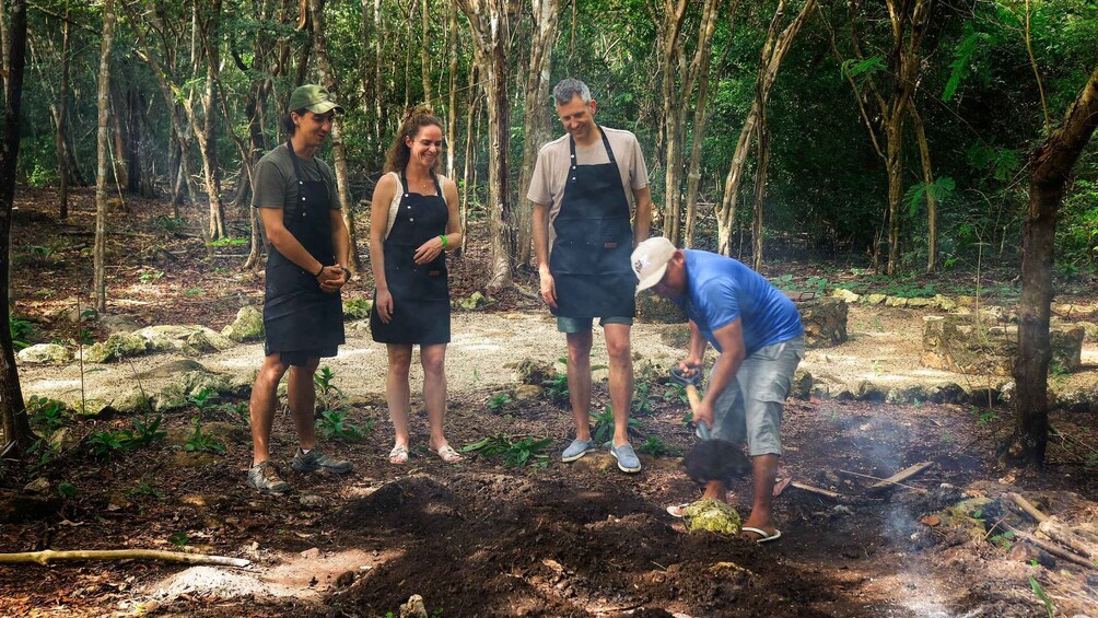 Picture 5 for Activity Valladolid: Traditional Cooking Lesson with Cenote Admission 4