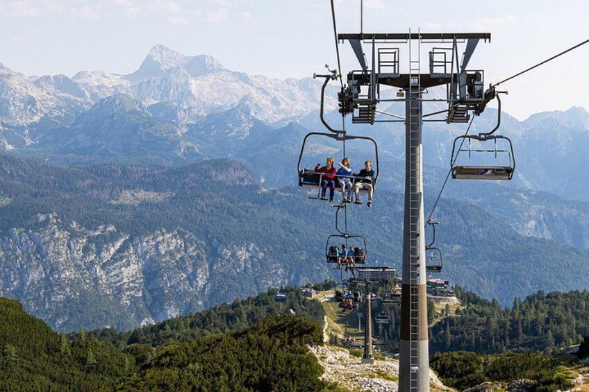 chairlift-slovenia-vogel-ride-tandem-paragliding 2