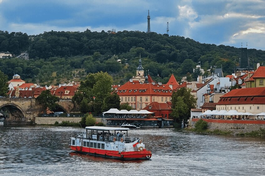 Picture 14 for Activity Prague: Vltava River Cruise in Jazz Style and Commentary 3