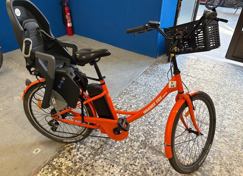 Picture 7 for Activity Madrid: Guided Bike or E-Bike Tour with Local Guide 3