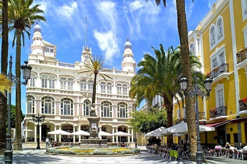 Palmas GC Essential : Self-guided tour created by local Official Guide 2