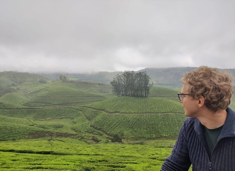 From Kochi: 8-Day Private Luxury Kerala Tour with Houseboat 1