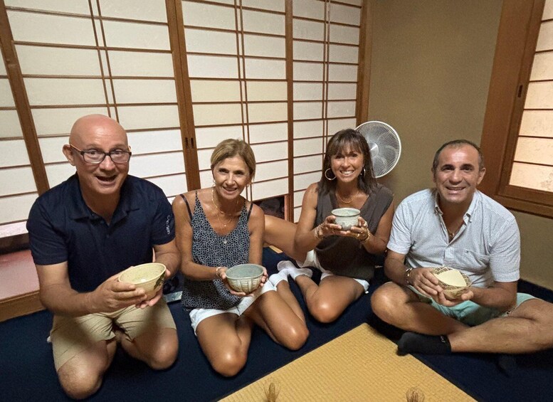 90-min Matcha Tea Ceremony at Private Home in Osaka 1