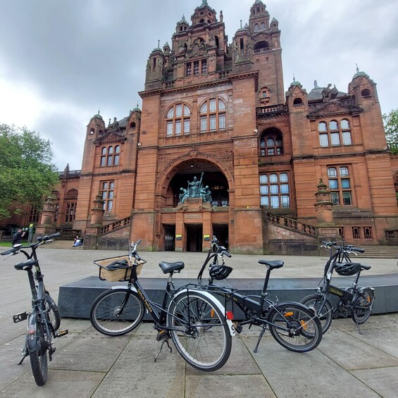 Glasgow: Guided City Highlights Tour by Ebike 1