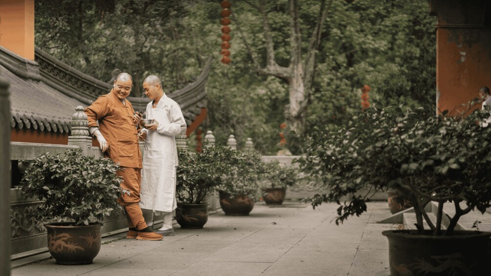 Shenzhen: Fortune Reading, Blessings, & Brunch at Temple 4