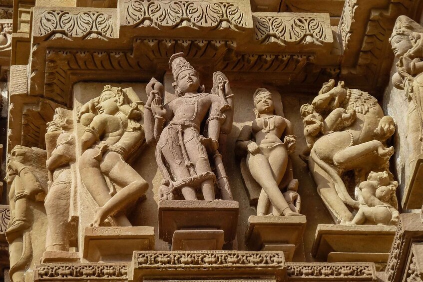 Picture 9 for Activity 1-Day Khajuraho Temples and Local Village Tour 5