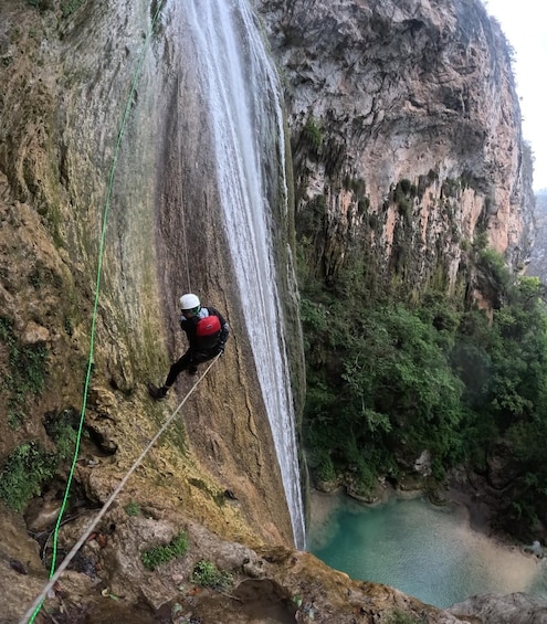 Picture 3 for Activity The 7 Abseils of Chipitín: Extreme Adventure in the Sierra 3