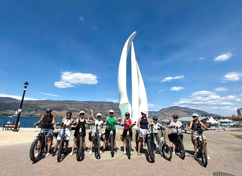 Kelowna: Guided City Highlights Tour & Mission Creek 1