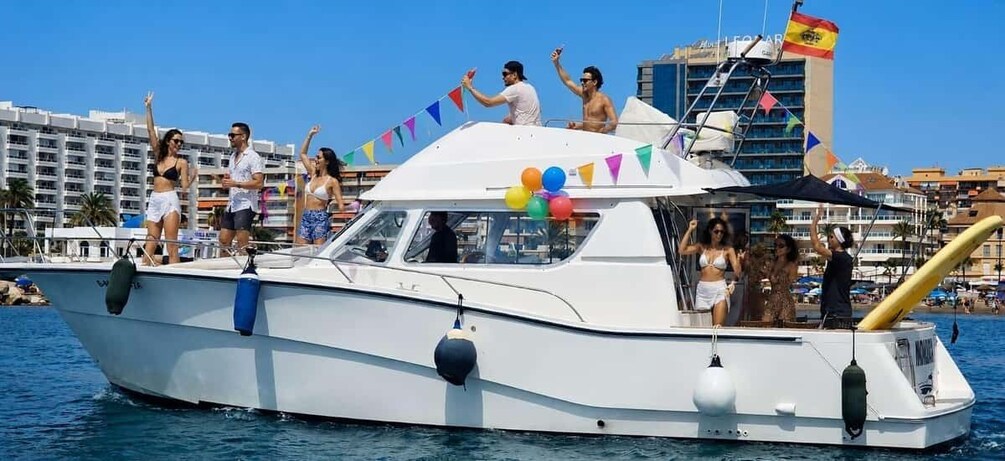 Fuengirola: Dolphin Watching Boat Trip — Fun for All Ages 2