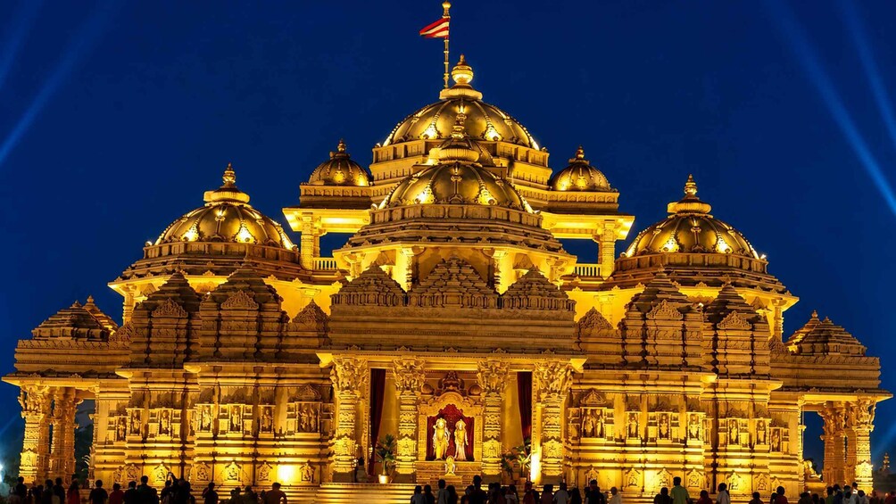 Akshardham Water & Light Show With Old & New Delhi Tour 1