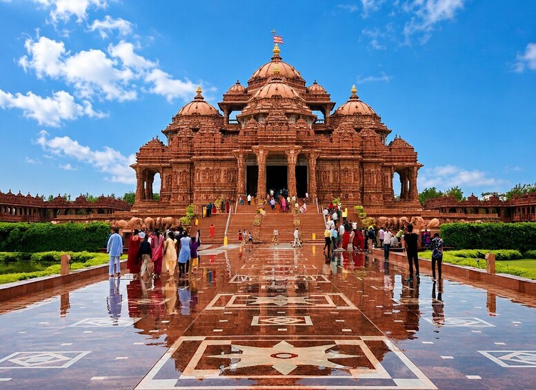 Picture 2 for Activity Akshardham Water & Light Show With Old & New Delhi Tour 2