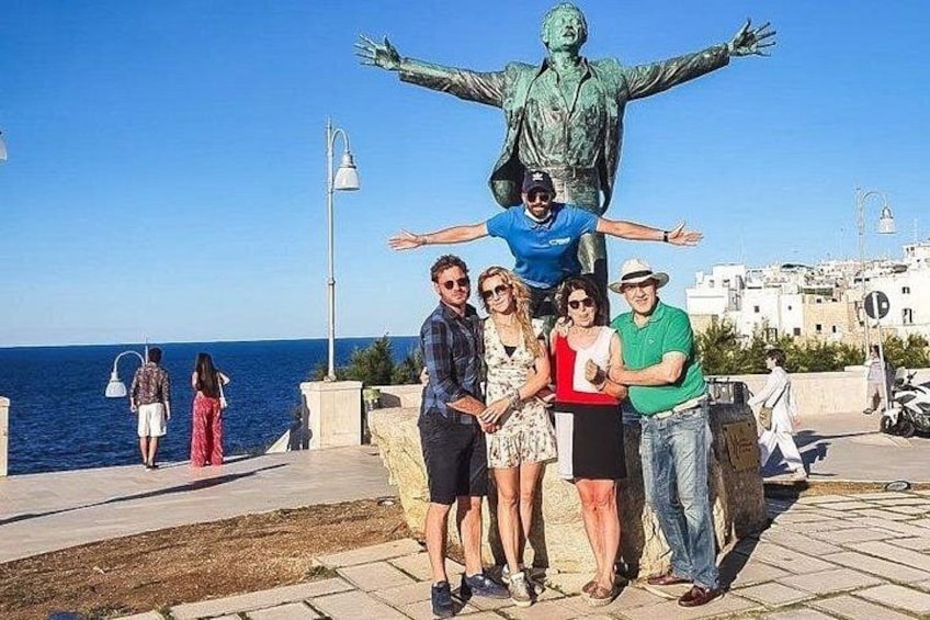 Polignano a Mare: Vintage Private Tour in TukTuk 5