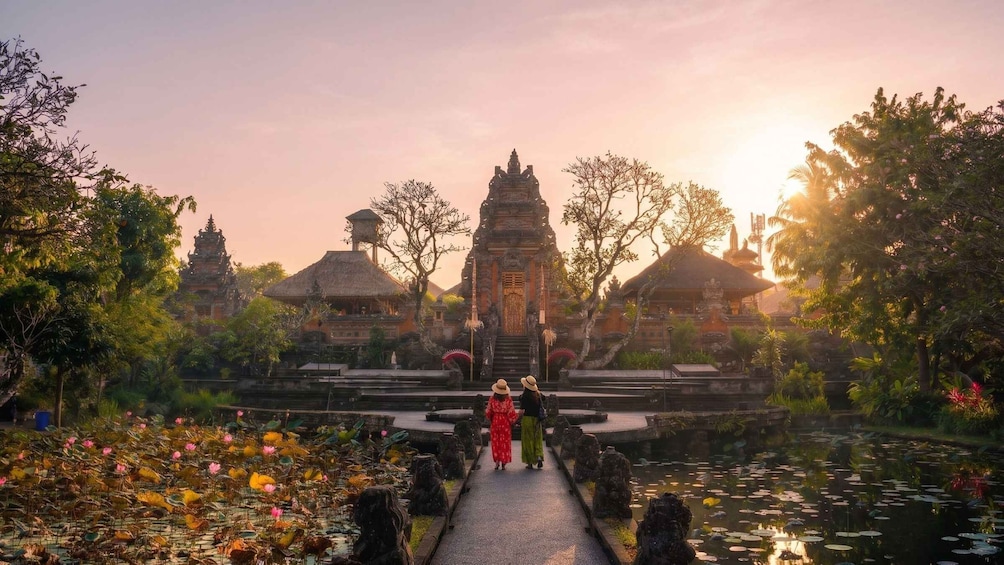 Bali: Best of Ubud with Saraswati Temple & Monkey Forest 1