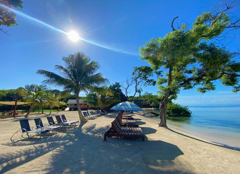 Beach Daypass in Private Key, Animal Park, Culture & History 1
