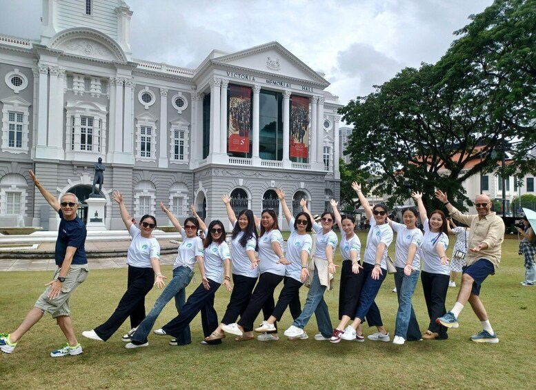 Singapore: Customizable Private Tour with Local Guide 1