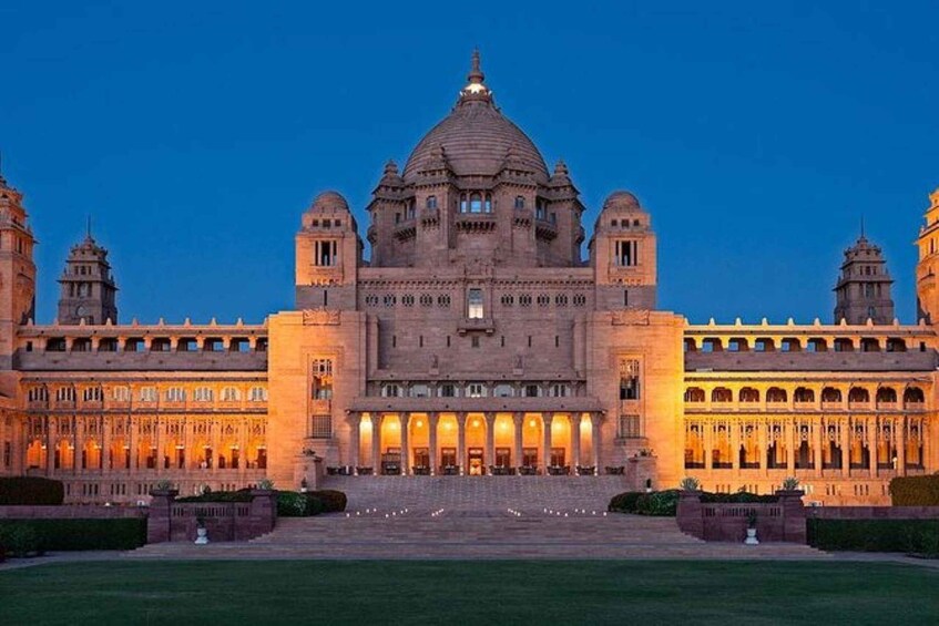 Picture 1 for Activity From Delhi: Jodhpur Same-Day Tour by Flight 3