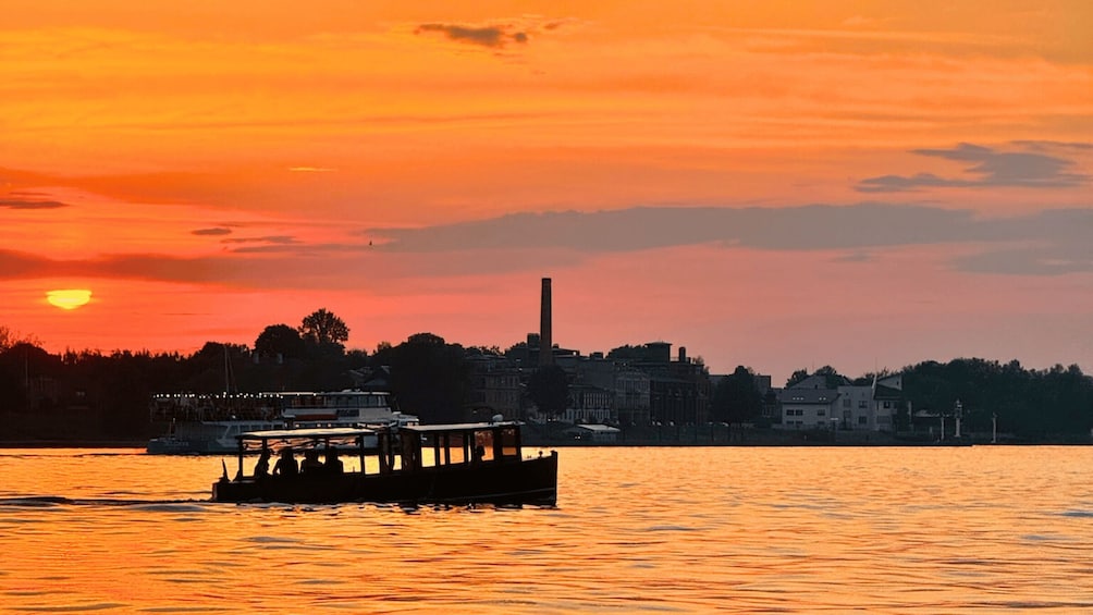 Picture 1 for Activity Riga: Private Riga Canal Boat Tour with Latvian Beer 4