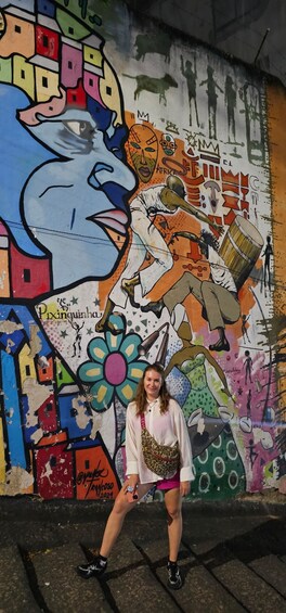 Picture 15 for Activity Rio: Pub Crawl in Pedra do Sal. Night with live music, dancing, shots 4
