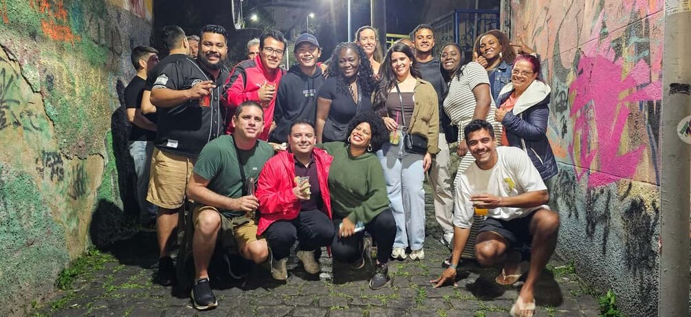 Rio: Pub crawl in Pedra do Sal. Night with live music, dancing, shots 1