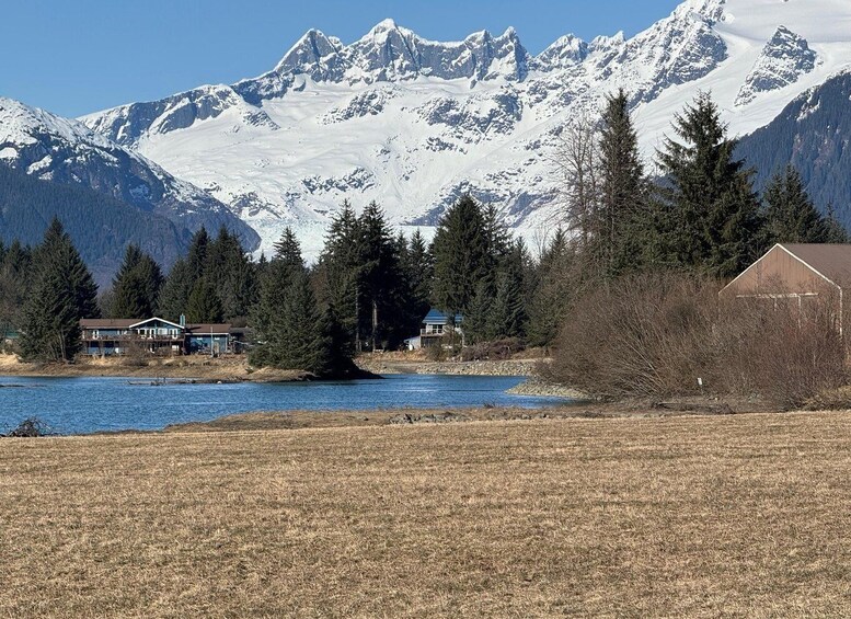Juneau: Private Bike Tour with Glacier Views & Hatchery Stop 1
